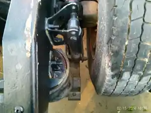 Used 2005 Volvo VNL Suspension Misc Part (Stock #5098-61)) Part Image