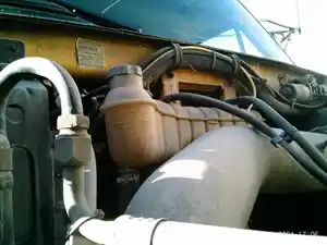 Used 2008 Sterling L9500 Coolant Reservoir (Stock #5123-1)) Part Image