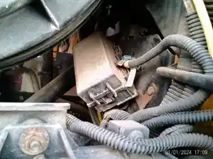 Used 2008 Sterling L9500 Fuse Box (Stock #5123-9)) Part Image