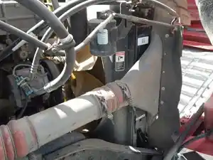 Used 2014 Freightliner Cascadia 125 A/C Compressor (Stock #5095-36)) Part Image