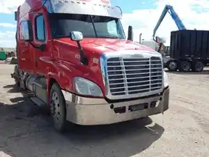 Used 2014 Freightliner Cascadia 125 Hood (Stock #5095-24)) Part Image
