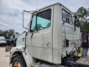 Used 2001 Freightliner FL112 Door (Stock #202447)) Part Image