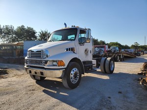 Used 2003 Sterling M7500 ACTERRA Hood (Stock #202420)) Part Image