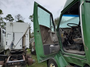 Used 2004 Sterling A9500 Door (Stock #202175)) Part Image