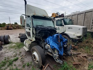 Used 2010 Cummins ISX Block (Stock #202568)) Part Image