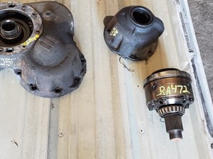 Used International RA472 Diff Misc Part (Stock #202146)) Part Image