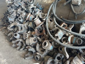 Used Differential Yoke (Stock #201888)) Part Image