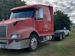 Used 1999 Volvo VN Radiator (Stock #203095)) Part Image