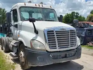 Used 2012 Cummins ISX15 Head (Stock #202966)) Part Image