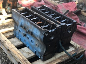Used 2003 International DT444E Block (Stock #108B)) Part Image