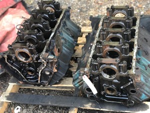 Used International DT444 Block (Stock #106B)) Part Image