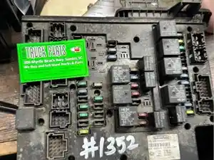 Used 2009 Freightliner Cascadia Dash Control Module Image