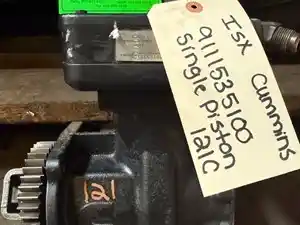 Used Cummins ISX Air Compressor Image
