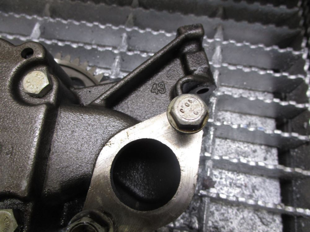 Used 2007 Mercedes OM460LA Oil Pump for sale Rockwood Tennessee