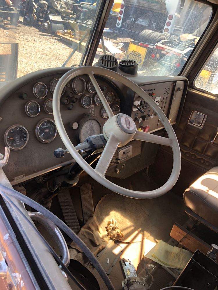 1984 Peterbilt 359 (Stock 408) Steering Columns TPI