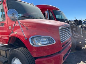 Used 2009 Freightliner M2 112 Bumper (Stock #23512903)) Part Image