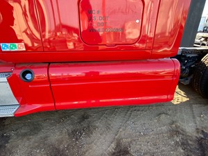 Used 2013 Peterbilt 587 Tank Fairing (Stock #4059373)) Part Image