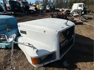 Used 1991 Mack CH613 Hood Image