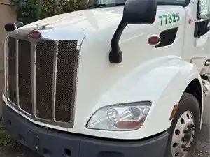 Used 2020 Peterbilt 579 Bumper (Stock #2724)) Part Image