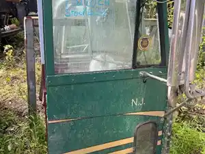 Used Universal Freightliner FLD120 CLASSIC Door (Stock #2573)) Part Image