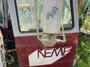 Used Universal Mack CX 613 Door (Stock #2570)) Part Image