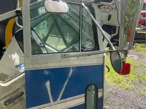 Used Universal Peterbilt 379 Door (Stock #2603)) Part Image