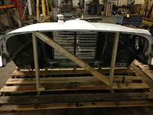 Used 1996 FORD L9000 Hood (Stock #1082511)) Part Image