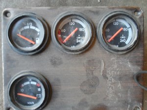 Used 1996 FREIGHTLINER FLD112 Instrument Cluster (Stock #1068862)) Part Image