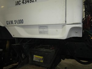 Used 1998 FORD AT9513 AEROMAX 113 Tank Fairing (Stock #1039833)) Part Image