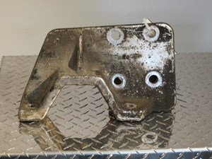 Used 1999 STERLING A9513 Engine Mount (Stock #1030058)) Part Image