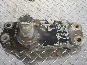 Used 1999 STERLING A9513 Engine Mount (Stock #1032483)) Part Image