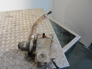 Used 2001 KENWORTH Fuel Gear Pump (Stock #1036279)) Part Image