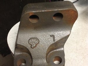 Used 2002 MACK CH613 Engine Mount Image