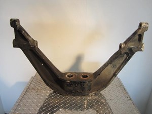 Used 2002 FREIGHTLINER FLD112SD Engine Mount (Stock #1031236)) Part Image