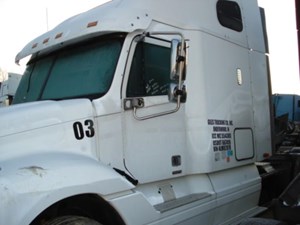 Used 2004 FREIGHTLINER COLUMBIA 120 Door (Stock #1004596)) Part Image