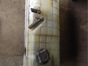Used 2004 VOLVO VNL Radiator Overflow Bottle (Stock #1102150)) Part Image