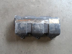 Used 2005 MACK Valve Cover (Stock #1067741)) Part Image