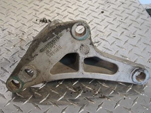 Used 2006 VOLVO VNL Engine Mount (Stock #1032158)) Part Image