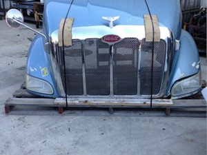 New 2010 PETERBILT 387 Hood (Stock #1109171)) Part Image