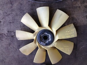 Used 2012 FREIGHTLINER Fan (Stock #1088092)) Part Image