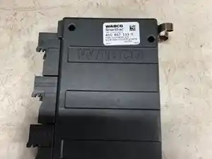 Used 2021 FREIGHTLINER Chassis Control Module (Stock #1285446)) Part Image