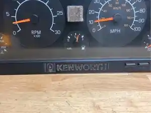 Used 2002 KENWORTH T2000 Instrument Cluster (Stock #1289325)) Part Image