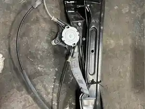 Used 2020 KENWORTH T680 Door Window Regulator (Stock #1284663)) Part Image