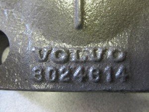 Used Engine Mount (Stock #1051645)) Part Image