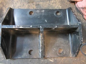 Used Engine Mount (Stock #1032447)) Part Image