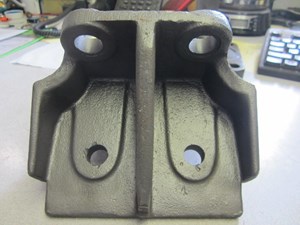 Used Engine Mount (Stock #1051638)) Part Image