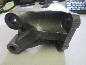 Used Engine Mount Image