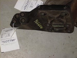 Used Engine Mount (Stock #1027796)) Part Image