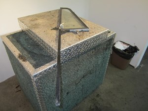 Used Door Vent Window (Stock #1038463)) Part Image