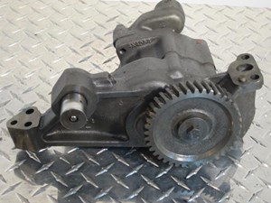 Used Oil Pump (Stock #1031475)) Part Image